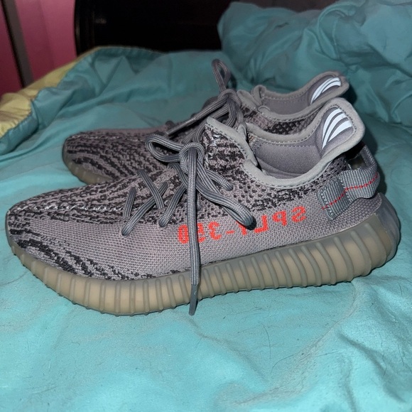 AUTHENTIC Adidas Yeezy Boost 350 V2 Beluga 2.0 - Picture 4 of 11